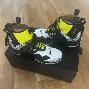 Acronym x Nike Air Presto Mid